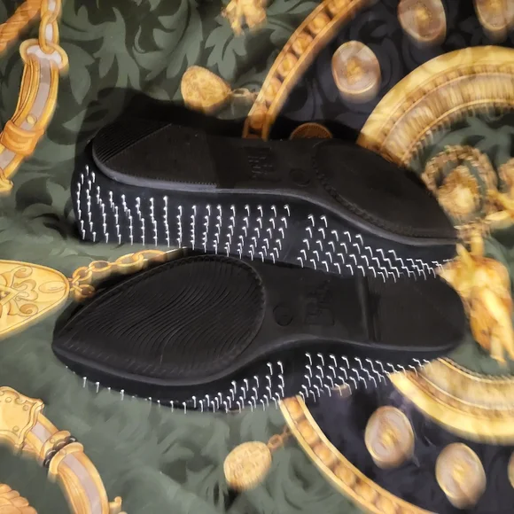 Ballet Flats Shoes Pointed. 8 1/2 wide. Foam comfort. Walking sole. - Picture 4 of 7